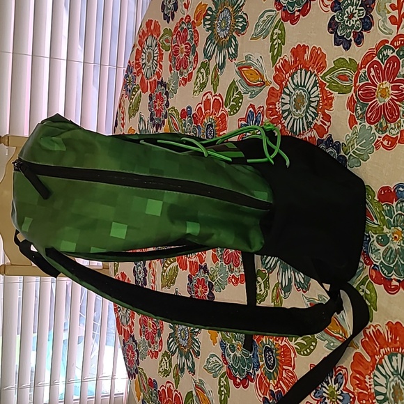 Minecraft Backpack - Picture 3 of 7